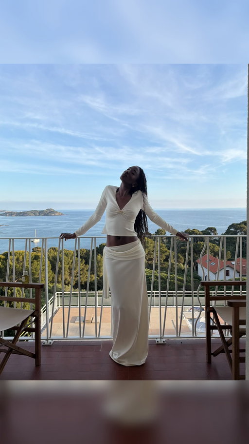 south of france with @chloe
four scents from the Atelier des Fleurs Les Essences Méditerranéennes, all inspired by nature

@johnlewis #atelierdesfleurs ☀️ ad