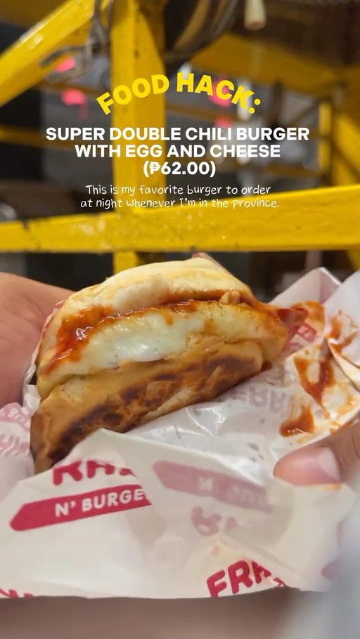 My go-to comfort bite at Franks, the Super Double Chili Burger with Egg and Cheese.

Hindi lang siya burger… experience siya. 🍔 

You get that rich, meaty, smoky kick from the chili con carne, tapos sabay papasok yung creamy, melty cheese plus the egg that ties everything together.

Layered. Satisfying. Sulit to the last bite.

Parang maliit na reward after a long day.

Kung pagod ka today, alam mo na ang sagot.

Visit Franks and treat yourself. You deserve that ₱62 happiness.

This is not sponsored.

#foodtripbakamo #foodhacks #franks #midnightsnack cravings