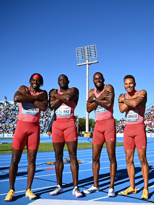 COOL AS YOU LIKE 🇨🇦❄️

Canada’s men’s 4x100m team of Aaron Brown, Jerome Blake, Brendon Rodney and Andre De Grasse clock a world-leading 37.56, the fastest time of the heats, to qualify for Beijing 2027.

FROIDS COMME JAMAIS 🇨🇦❄️

Le relais masculin 4x100 m du Canada composé de Aaron Brown, Jerome Blake, Brendon Rodney et Andre De Grasse signe un chrono de 37,56, meilleur temps mondial et plus rapide des séries, pour se qualifier pour Beijing 2027.