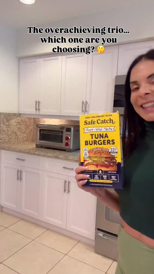 The overachieving trio… which one are you choosing? 🤔 @safecatchfoods

Tuna: clean protein, high in omega-3s, simple, dependable ✔️
Nuggets: making healthy actually fun (finally) 🙌
Burger: the one everyone really wants though… 👀

I’m always looking at quality first and that’s exactly why I keep coming back to Safe Catch. It’s not just about taste, it’s about knowing what you’re putting in your body and feeling good about it 🤍

#SafeCatch #ProteinMadeEasy #ProteinSnacks #ProteinRecipes #safecatchpartner