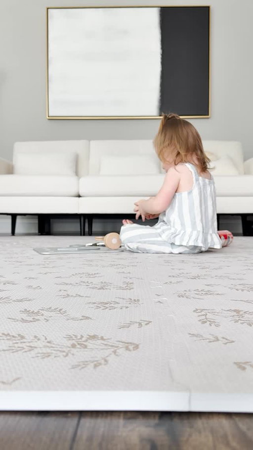 Toddler spills, milk spit ups, rolling, crawling — Tumble play mats can handle it all. Check out our new designs, available to shop now at tumbleliving.com!

📸 @prouddogmomblog
Play Mat: Demi — Sand