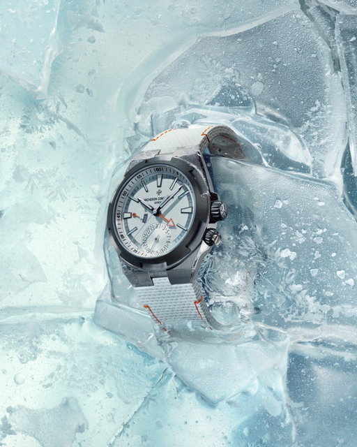 A Tether to Another World

The Overseas Dual Time Cardinal Points in pristine white evokes the vast, silent expanse of the frozen North. Forged in lightweight yet robust titanium, its 41mm case and interchangeable bracelet offer resilience and comfort in extreme conditions. Within, the manufacture Calibre 5110 DT/3 precisely indicates a second time zone with an arrow-tipped orange hand, coupled with a day/night indicator – a crucial link for those far from home.

As photographer and explorer Cory Richards recounted from his Everest ascent: "This connection, this tether to another world... was so important." A steadfast companion for the most challenging frontiers.

#VacheronConstantin #OneOfNotMany