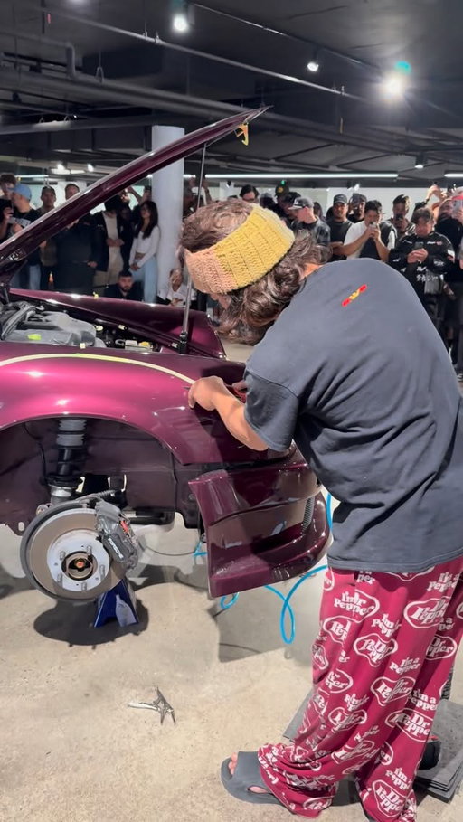 Happening right now at Porsche Santa Clarita Nakai San is building our newest 964 Cab for Porsche Restoration Challenge. 

Stay tuned for more fun!

#galpin #porschesantaclarita #porsche #rwb