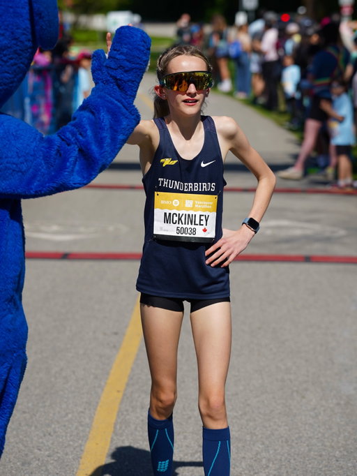 Fast races are already underway! ⚡️

McKinley Wasyliw took the U14 2.4km title this morning, clocking 8:28 and winning by over a minute. Safe to say the weekend is shaping up to be a quick one! 

Aaden Si Shing Chan won the U14 boys race in 9:41, while Siena Radu won the girls’ U10 race alongside Sequoia Nolan winning on the boys’ side.