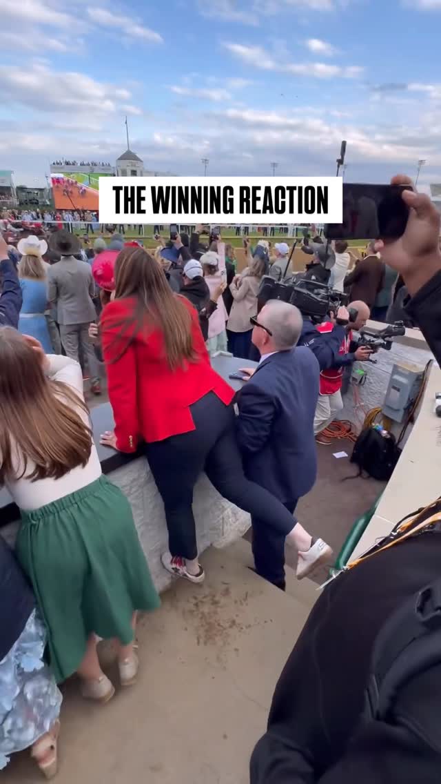 The reaction from Cherie Devaux, the first female trainer to win the Kentucky Derby 🐎

via ABRLive on X