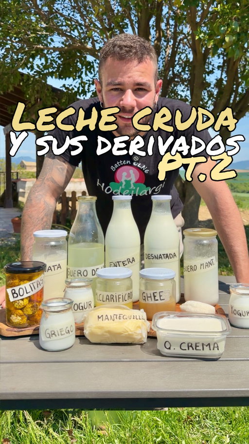 🐮LECHE CRUDA🐮
“Y sus derivados” Pt. 2

La prueba de que los yogures no crecen en plásticos, ya ves lo poco que cuesta hacerlos en tu propia casa.

En cuanto al queso fresco existen varias formas de hacerlo y aquí os enseño la que considero más fácil para que todos podáis hacerla, el queso crema resultante es algo a otro nivel comparado con los que compras siempre.

Si todavía no te has visto la parte uno, a qué esperas😉 te va a encantar.