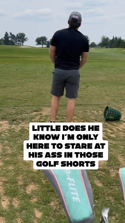 My hubby has a bubble 🍑🤭 can’t help myself 

#husbandwife #husband #booty #golfshorts #golf

@nike @underarmour @taylormadegolf @topflite_golf