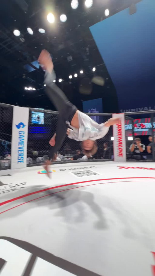 Steezy Tricks inside the cage 😮‍💨🔥

Appreciate @gamebredfighter & @gamebredfightingchampionships for having us out. More to come. 🤫 #gfcmiami