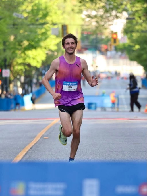 Max Turek is your BMO Vancouver Half Marathon champion! 🥇

Turek crosses the finish line in 1:03:29 to take the victory in the half marathon this morning, winning by almost a minute. His time moves him to 2nd all-time in event history.
