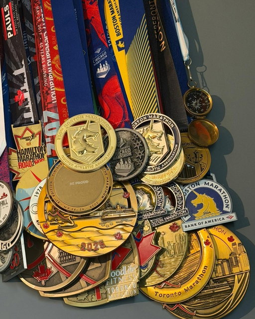 Is it even a marathon finish if the medal doesn’t require a load-bearing wall? 🏗️ Serious question: how is this drywall still holding up? These Toronto Marathon medals are absolute units. Hanging eight of them feels less like decorating and more like a structural hazard. 🏅💪

#TorontoMarathon #MedalMonday #RunTO #MarathonTraining #HeavyLifting