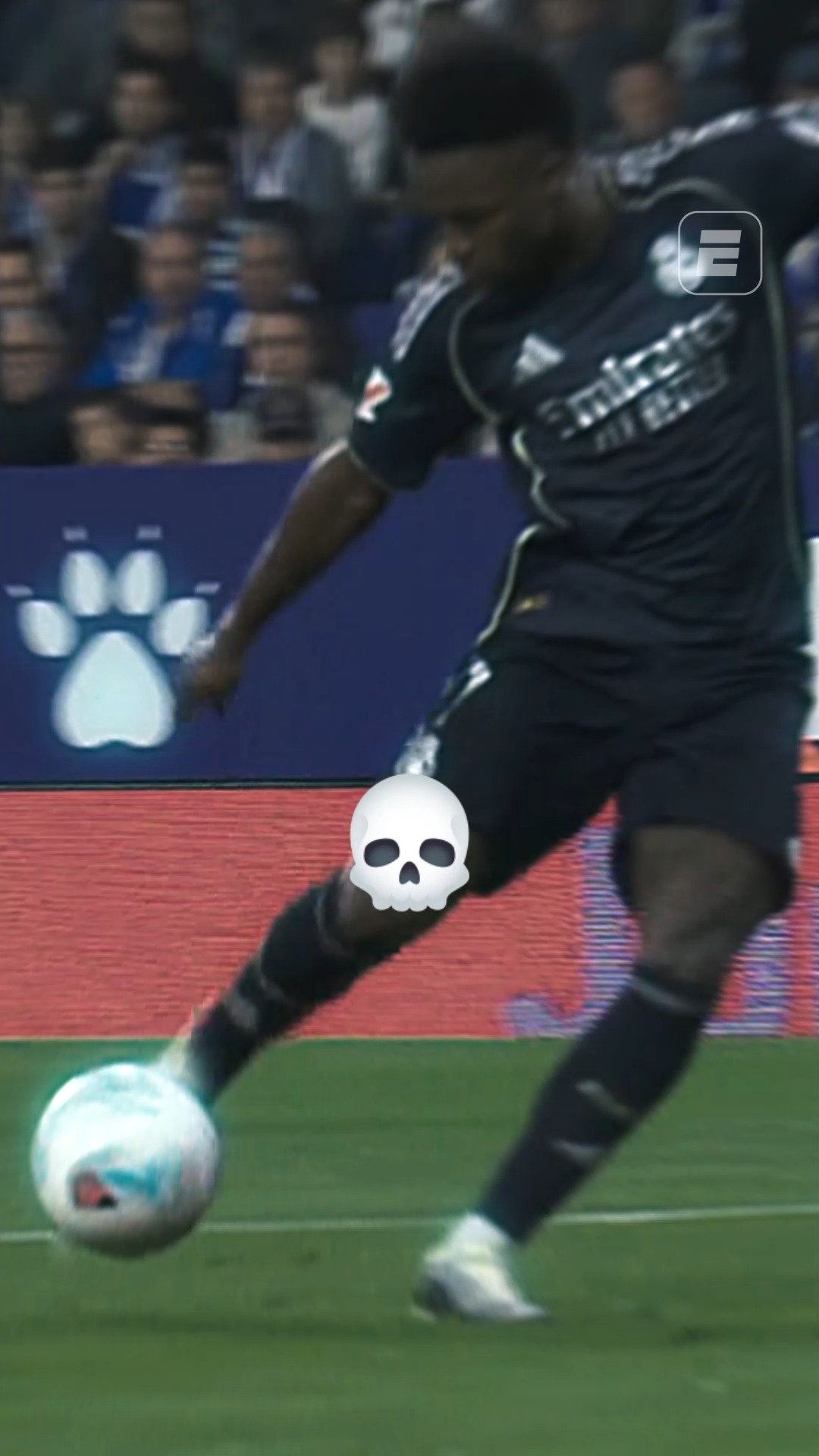 VINICIUS JOSÉ PAIXÃO DE OLIVEIRA JÚNIOR! 😱🔥 O Vini estava inspirados e fez dois GOLAÇOS na vitória do Real Madrid contra o Espanyol em LALIGA!

👉 Anota na agenda: dia 10/05 você assiste ao EL CLÁSICO AO VIVO pelo plano Premium do #DisneyPlus

#LALIGAnaESPN
