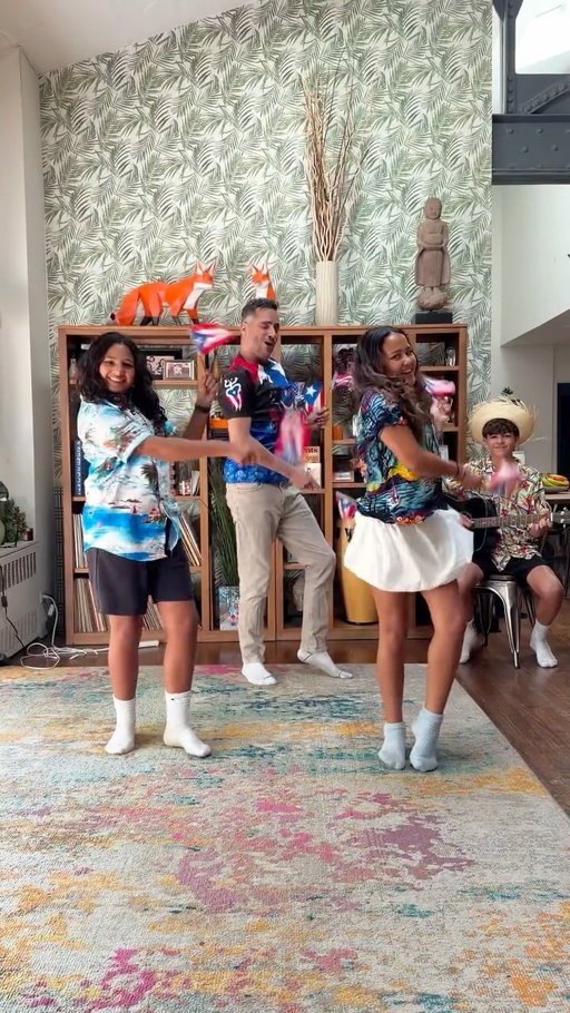 How can we not take the whitest song ever created for Puerto Rico and not have fun with it! Choreographed by me and London 💃🏻 🕺🏽 

By @saxboybilly18 
 #firsttimeinsanjuan #firsttimeinPuertoRico #SanJuan #puertoricosong