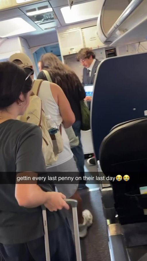 RIP Spirit 

#spiritairlines #spirit #ripspirit #spiritairlines✈️ #news