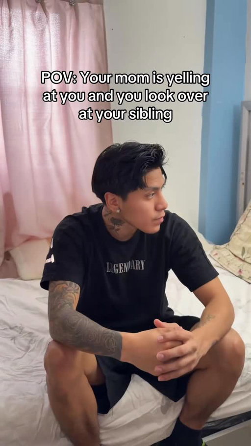 They become comedians 😭
Who can relate?? 

#explore #viral #relatable #sibling #pov