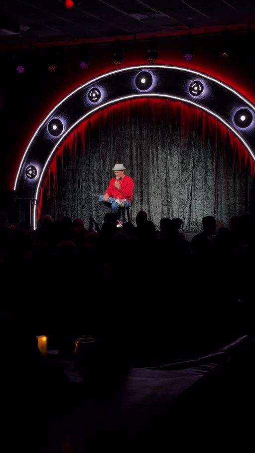 What an epic weekend with Rich Vos 👽
Nonstop laughs, and crowds that did not miss 🔥