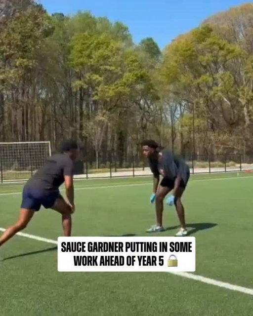 @saucegardner polishing his craft 🔒

(via @i_am_od3)