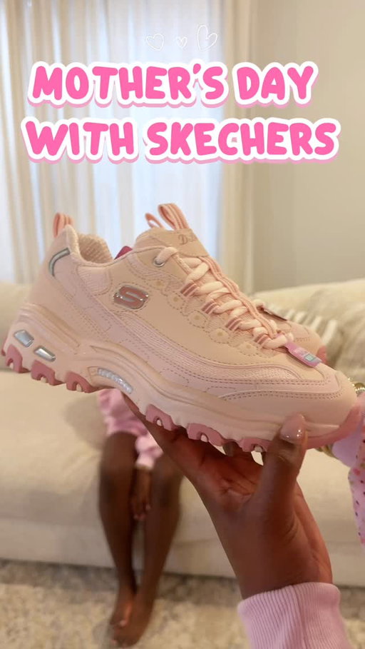 #AD Nothing better than a full day with my mini 💕 From errands to pampering, we did it all in comfort with our matching @skechers @skecherskidsofficial D’lites 👟 Shop the link in my bio to explore the collection #SkechersPartner #SkechersPinkPack #MommyAndMe