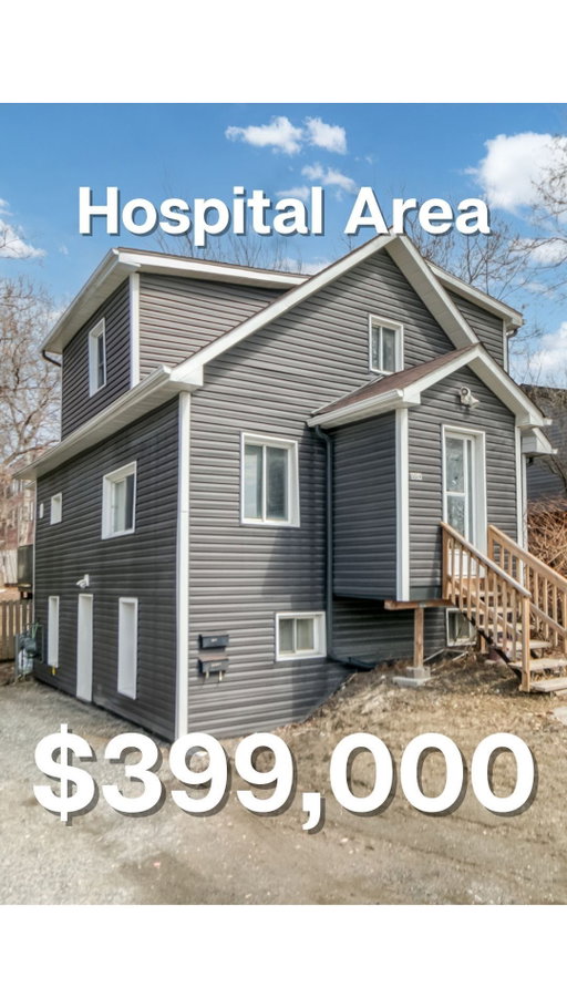 #JUSTLISTED 🎥 CONVENIENTLY LOCATED SUDBURY DUPLEX 🙌

📍554 Regent St, Sudbury
🏷️$399,000
1️⃣3 Beds, 1 Bath
2️⃣1 Bed, 1 Bath
⁣
⏩ Tour our team’s newest listing situated in Sudbury's hospital area! With a vacant 3 bed unit and a tenanted 1 bed unit, this duplex offers the perfect house hacking opportunity.

📲 Like what you see? Send me a message to book your private showing today!
⁣
📧 tristan@lakecityrealty.ca⁣
☎️ (705) 920-6109⁣
⁣
#sudburyhomesforsale #sudburyrealtor