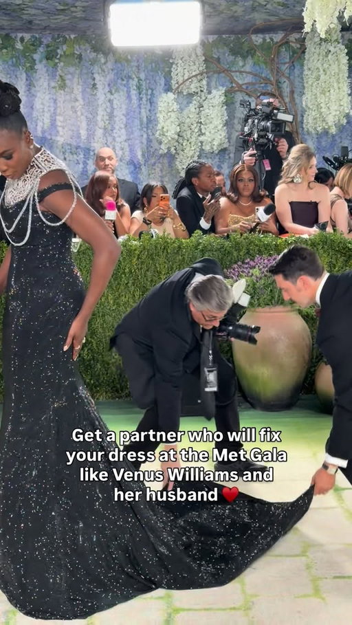WE LOVE TRUE LOVE HERE AT THE #MetGala @venuswilliams! 

Video: Cosmopolitan