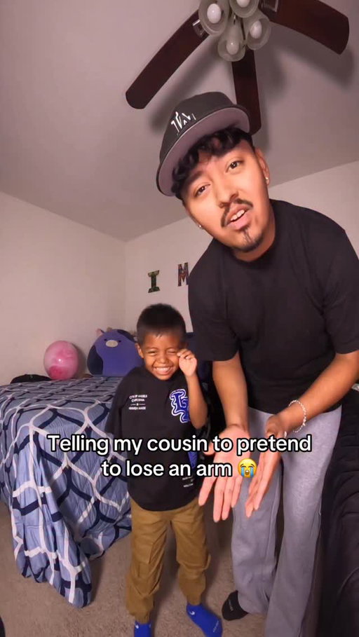 Just a skit please don’t donate 😂
#explorepage #explore #reels #funny #viral