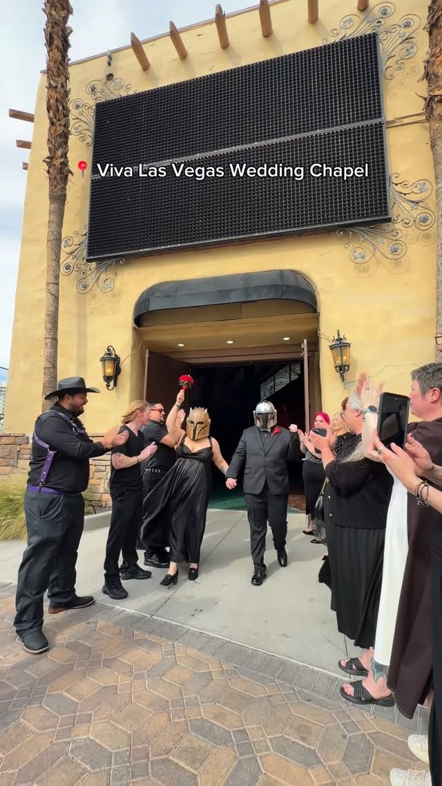 THIS IS THE WAY 🗣️🗣️🗣️ Las Vegas Star Wars Weddings on May 4th @vivalasvegasweddings