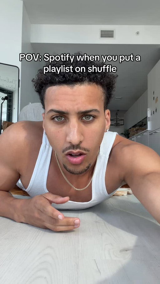 1000 song playlist but I hear the same 10 songs😭😭