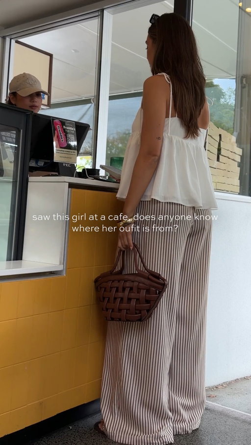 Lucky for you, the outfit is linked in our bio 👀🥰