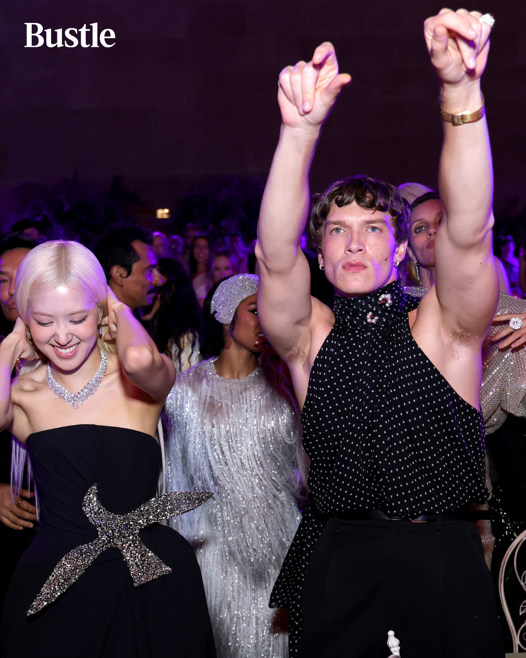 Connor Storrie is having the time of his LIFE at the 2026 Met Gala – as he should!⁠
⁠
Photo: Getty #ConnorStorrie #MetGala