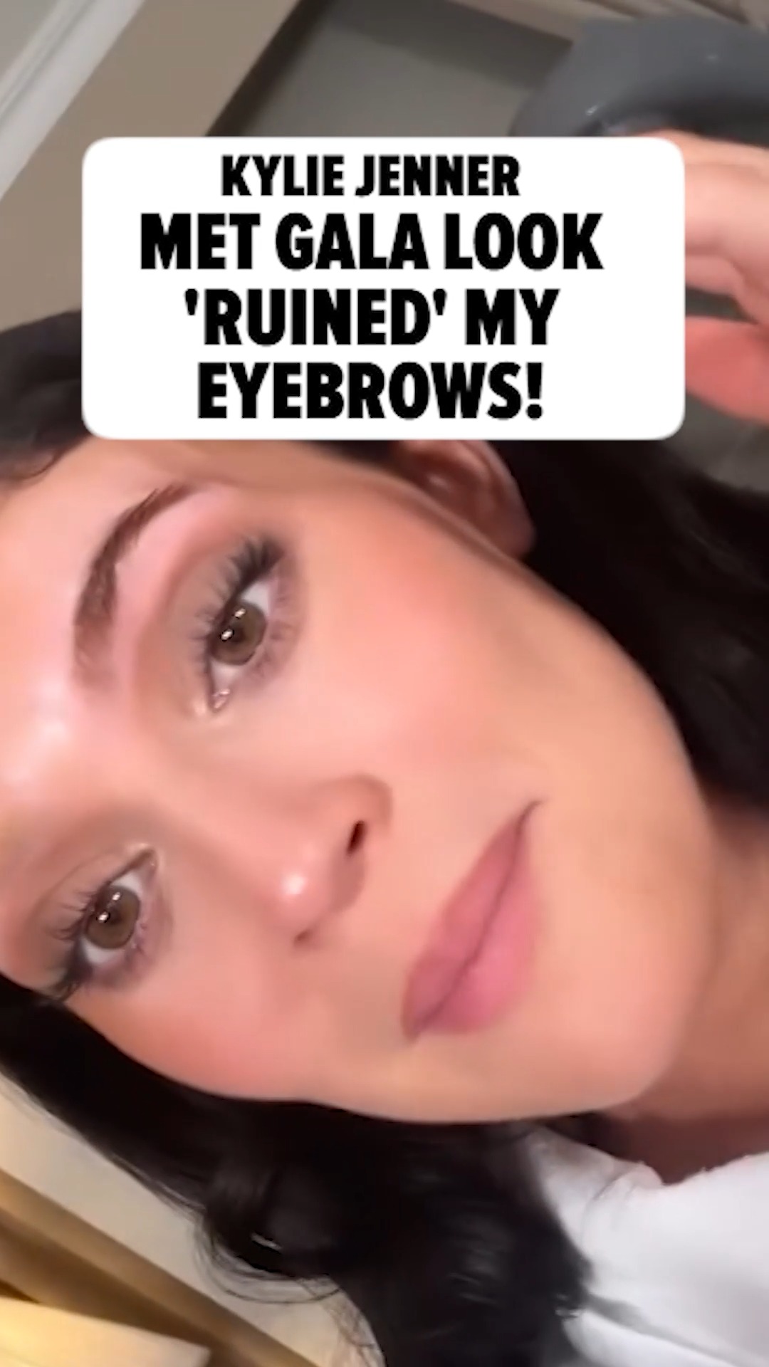 Kylie Jenner might be regretting her no eyebrow Met Gala look 'cause she says her brows are now ruined!

The makeup connoisseur documented her glam squad trying to dye her eyebrows back to black after she opted to bleach them to go with her custom Schiaparelli gown Monday night. 👀