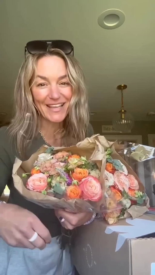A mother’s mental load is real, constant, and worth talking about (and celebrating.) @urbanstems gets it.