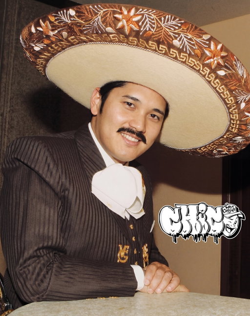 EL REY ! 🤴🤴🤴 #cincodemayo 

WHY DOES THIS LOOK LIKE ONE OF MY TIOS THO 😭
