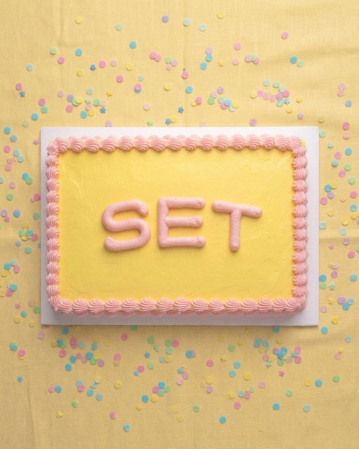 have your cake and wear it too 😉