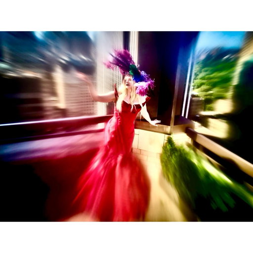 A magical few minutes capturing Gwen before the Met Ball way above the streets of New York at The Four Seasons.
Thank you @gwendolineuniverse & @gilesdeacon_ for inviting me along.
Styling @kegrand 
Makeup @jennasaisquoii @patstingz .
Hair @hairbyadir 
Milnery @stephenjonesmillinery .
Photo assistant @choicelove