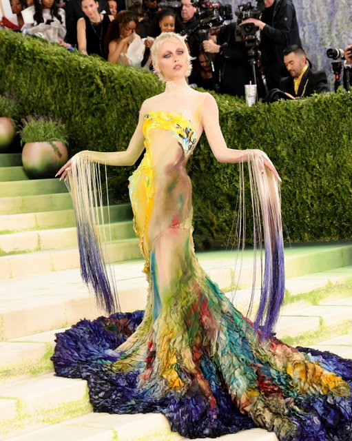 i am in awe of the team that created this look with me. a project made with true love. i adore u,
styled by @jaredellner 
designed by @MiguelCastroFreitas @muglerofficial
dress hand painted by @AnnaDellerYee
styling assisted by
@maya_sauder
@brookefigler 
hair by @samiknighthair
makeup by @lilly_keys
nails by @tombachik
bleach by @anthonyvincenttt
cut by @fabulousfrank
hair assisted by @jgrajedastyles
makeup assisted by @getglambymaya
SPECIAL THANKS 
@sergiokletnoy 
@baity_dee
@theledecompany

thank you @voguemagazine for having me back, it was fabulous.