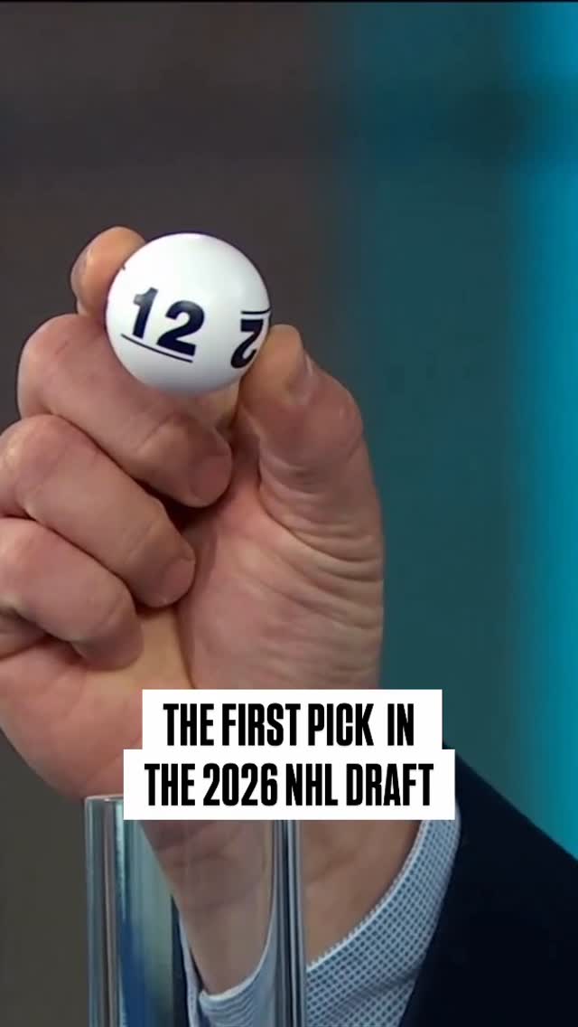 The Toronto Maple Leafs had an 8.5% chance… now they’ve got the first pick in the 2026 NHL Draft

🎥: @sportsnet