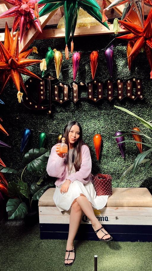 🚨Hidden Patio Alert in downtown Vancouver @thepawnshopyvr 🍹🌮✨

Celebrated cinco de mayo today in the best way possible with amazing tacos, tequila, cocktails and flamingo dancers Tucked away but totally worth finding—sunshine, good drinks, and the kind of vibes you’ll want to stay for hours 

Save this for your next patio day ✨

📍1117 Granville St Vancouver (upstair patio is only for large group parties) 

#hiddengem #vancouverpatio #patioseason #cincodemayo #downtownvan