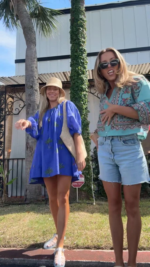 The vibes we’re bringing for the rest of the week! 
Comment OUTFIT & we’ll send to the looks 😘#weremothers