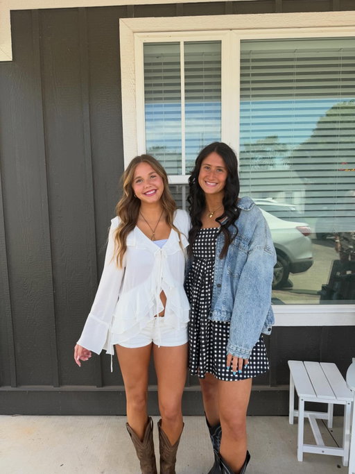 Country music+My girls, there’s nothing better