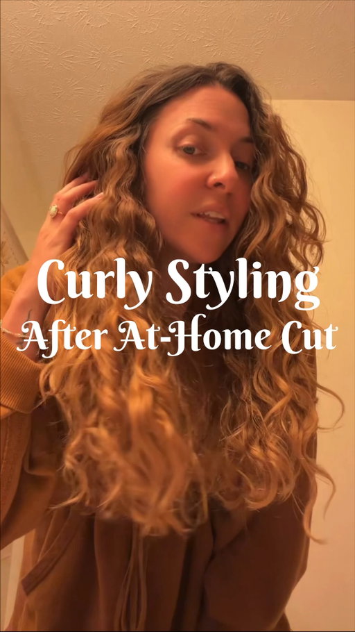 I love the cut with the curls!! 🥰❤️ Products used below:

- @unite_hair 7SECONDS Leave In Detangler
- @tangleteezer Brush
- @kerastase_official Elixir Ultime Hair Oil
- @igkhair Antisocial Dry Hair Mask
#hairstyling #curlyhair
- @atyabalmarshoud Khisla Pink Hair Mist