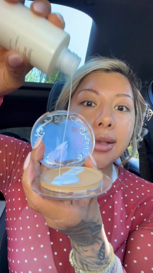 mixing a milky essence into your cream products will change your makeup game‼️
you SERIOUSLY need to try it😱

we’re so quick to say a product “isn’t for us,” but this Haru Haru duo?? 
it’s what fixes the patchy, cakey makeup (and skin barrier) most of us deal with & don’t wanna admit.😣

TRY THESE OUT BEFORE YOU GIVE UP ON YOUR MAKEUP PRODUCTS🥹
@haruharuwonder_official @haruharuwonder_us_official @target  #haruharuwonder #targetfinds #skinbarrier #livewithwonderdaybyday #blackrice