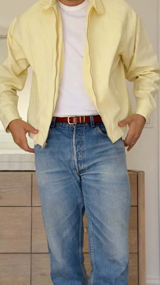 Was there anyone cooler back then than Bruce Willis? 
.
.
.
#90sstyle #brucewillis #mensfashion #mensstyle #mensoutfit