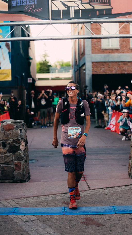 COURTNEY FINISHES SECOND AT COCODONA 250 🥈

Charging over the final miles, showing the competitive fight that makes her one of the sport’s greats, Courtney clocked the second-fastest women’s time in course history.

After being forced to withdraw last year, returning took courage, finishing took new depths of strength. 

We couldn’t be more proud. Congratulations @courtneydauwalter. 

Video — @snackfarmer 
Photo — @cortneywhite_ 

#Salomon #SalomonRunning