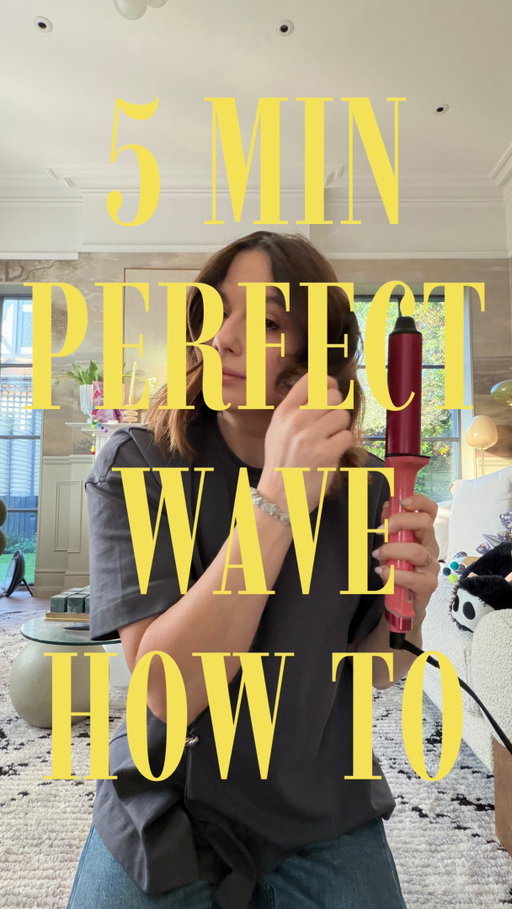 My body clock keeps waking me up before the kids so what better way to fill the time than a ghd jelly how to. Love this fat barrel is best for super easy + speedy waves - this is exactly how I did mine this morning from fluffy structure-less mess to perfect waves in exactly 5 minutes and 4 seconds (pre edited video recorded the truth!)
Does it help? Hope so x
#hairhowto #beautyeditor #easyhair #ghdcurls