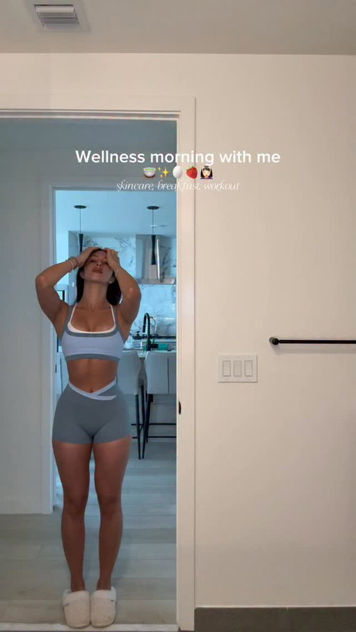 Reset with me after traveling🩵 #wellness #morningroutine #healthylifestyle #gym #balanced