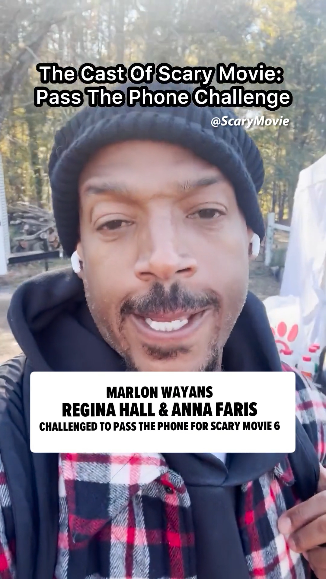 🤳👀 Marlon Wayans, Regina Hall & Anna Faris Challenged To Pass The Phone For Scary Movie 6 

🎥: X/@ScaryMovie