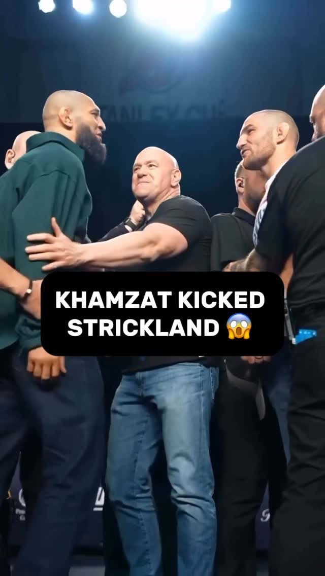 Khamzat Chimaev kicked Sean Strickland at face-offs 🤯 

#UFC328