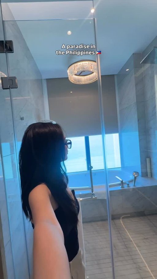 Have you been to this paradise in the Philippines? 🌤️🇵🇭 

This really set the tone for what a luxurious stay and fun summer should feel like. Fr fr. 🏝️

It’s the 24-hour butler service for me, spacious rooms with floor-to-ceiling sea views, clean modern interiors, marble bathroom, soaking tub, and amenities that actually hold up like the executive lounge, the infinity pool, the gym, and the spa. 

And having The Mall at NUSTAR right beside you adds a whole other layer to the experience. It’s full of luxury retail, more dining options, it has cinema, like you won’t feel the need to leave the property at all. Not to mention, it’s where Mott 32 is. Gaaaah. #NUSTARHotelSummerSplash is just the kind of full experience I would ever want. ✨ 

#NUSTARCebu #NUSTAR