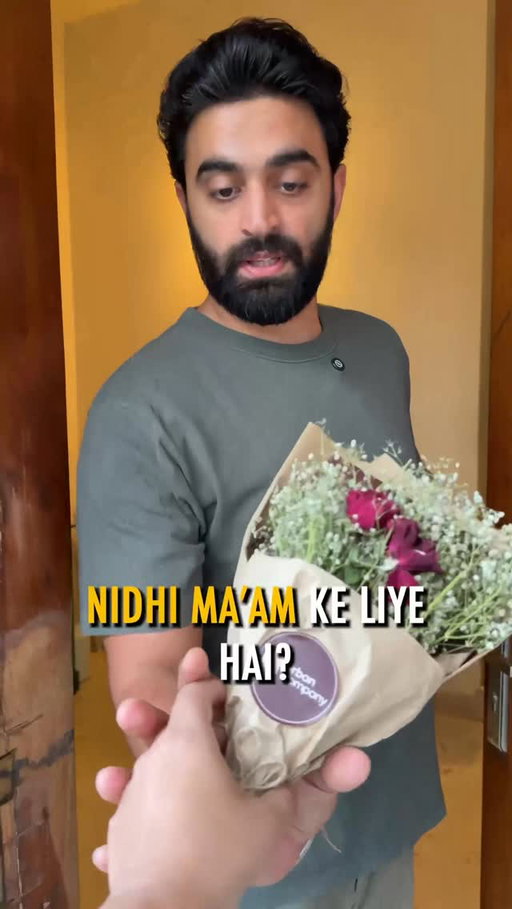 Mother’s Day pe sirf phool mat do, “full effort” bhi do :) islie maine bhi meri or yuvaan ki mummy ke liye Urban Company ka four weeks massage spa pa book kar diya.

#mothersday #urbancompany #ad