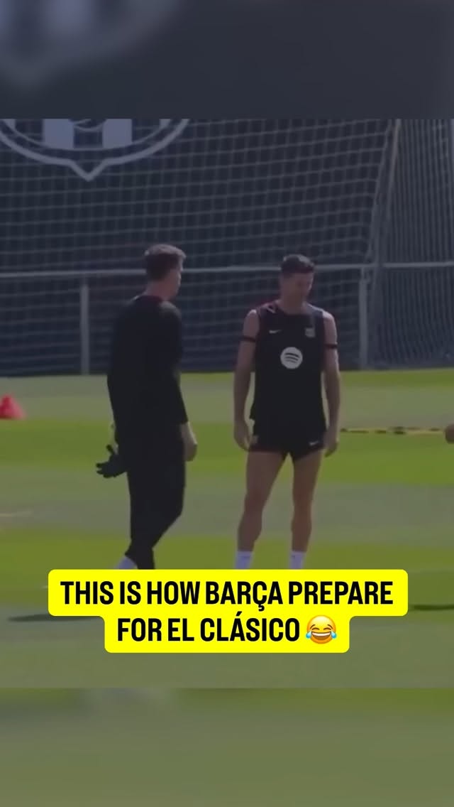 This is not AI, just Szczęsny & Lewy fighting for fun 🤣

🎥 @marca