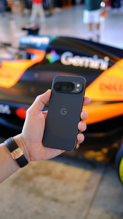 They say dress for the job you want, so the @googlegemini Photobooth got me suited up for @mclarenf1 #sponsored 🏁  Thank you Gemini for the ultimate Miami race souvenir! #McLarenRacingLive